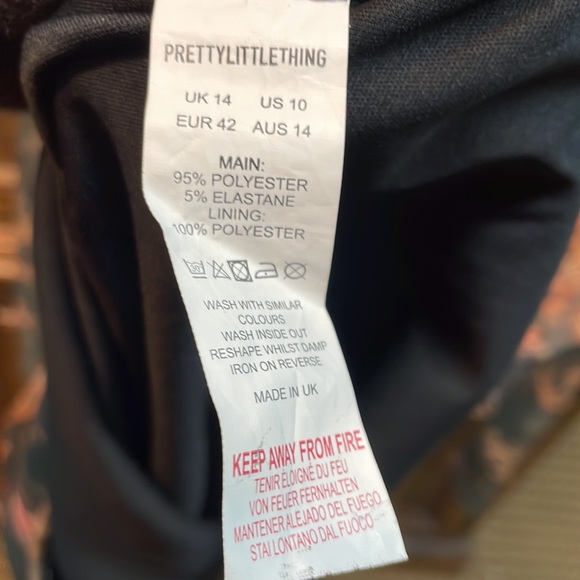 Dress - Picture 4 of 4